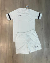 Carregar imagem no visualizador da galeria, Kit NK Academy
