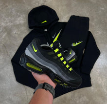 Carregar imagem no visualizador da galeria, Kit NK Swoosh com Air Max 95
