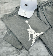 Carregar imagem no visualizador da galeria, Kit Jordan + NK Asuna + Boné NK (4 Peças)
